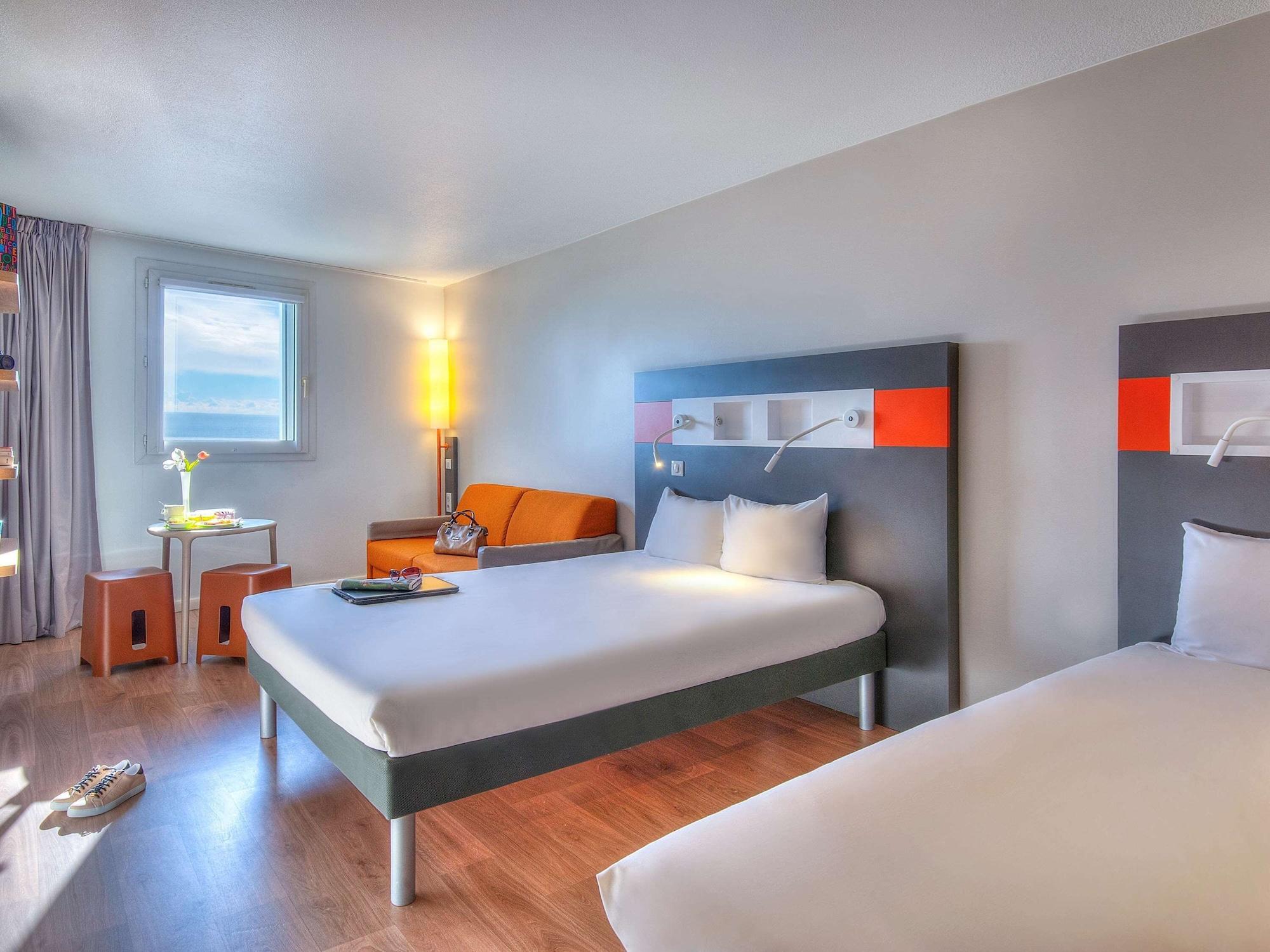 ไอบิส บัดเจ็ต นีซ คาลิฟอร์เนีย ล็องวาล Hotel ภายนอก รูปภาพ