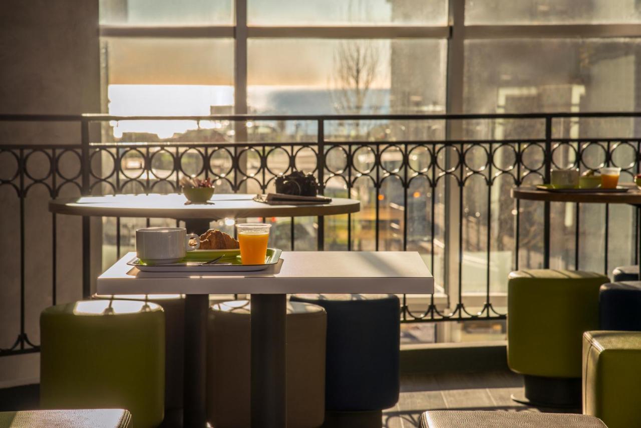 ไอบิส บัดเจ็ต นีซ คาลิฟอร์เนีย ล็องวาล Hotel ภายนอก รูปภาพ